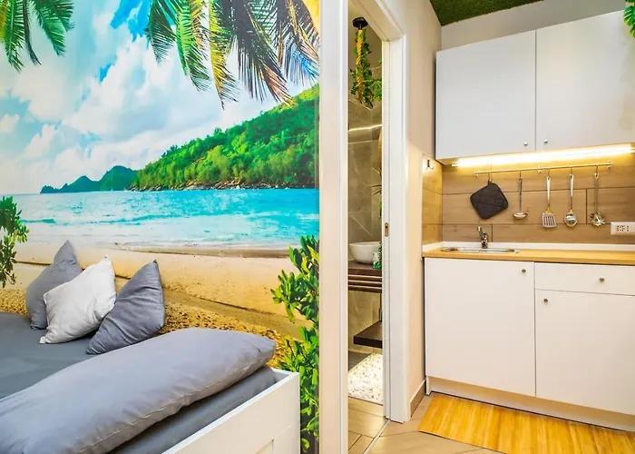 Tropical Holiday House